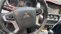 میتسوبیشی L200